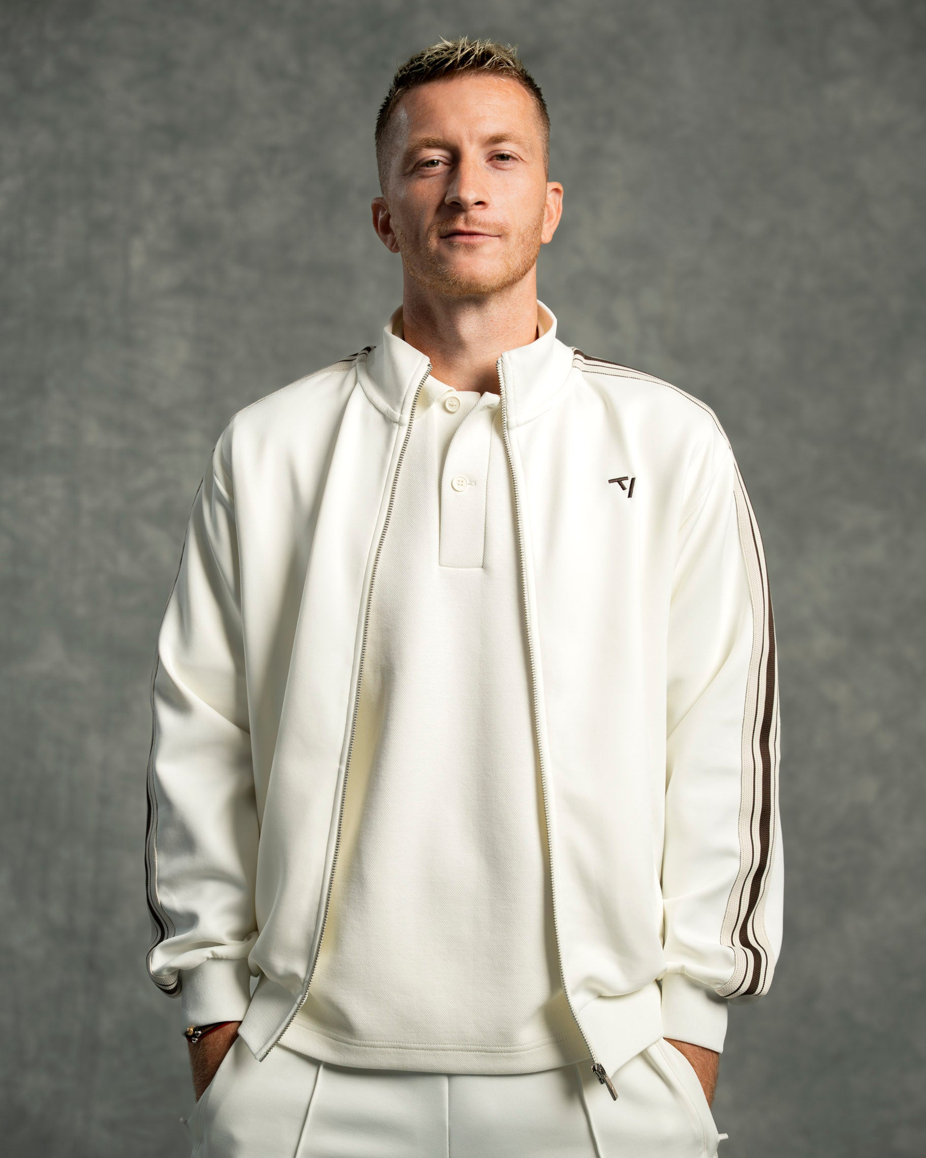 Club Zip Jacke "Off White"