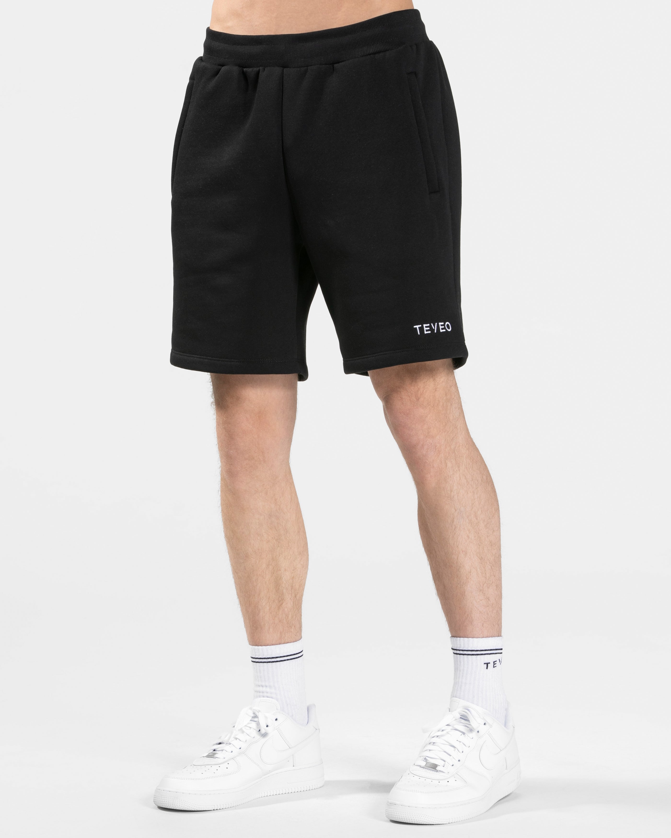 Arrival Shorts "Schwarz"