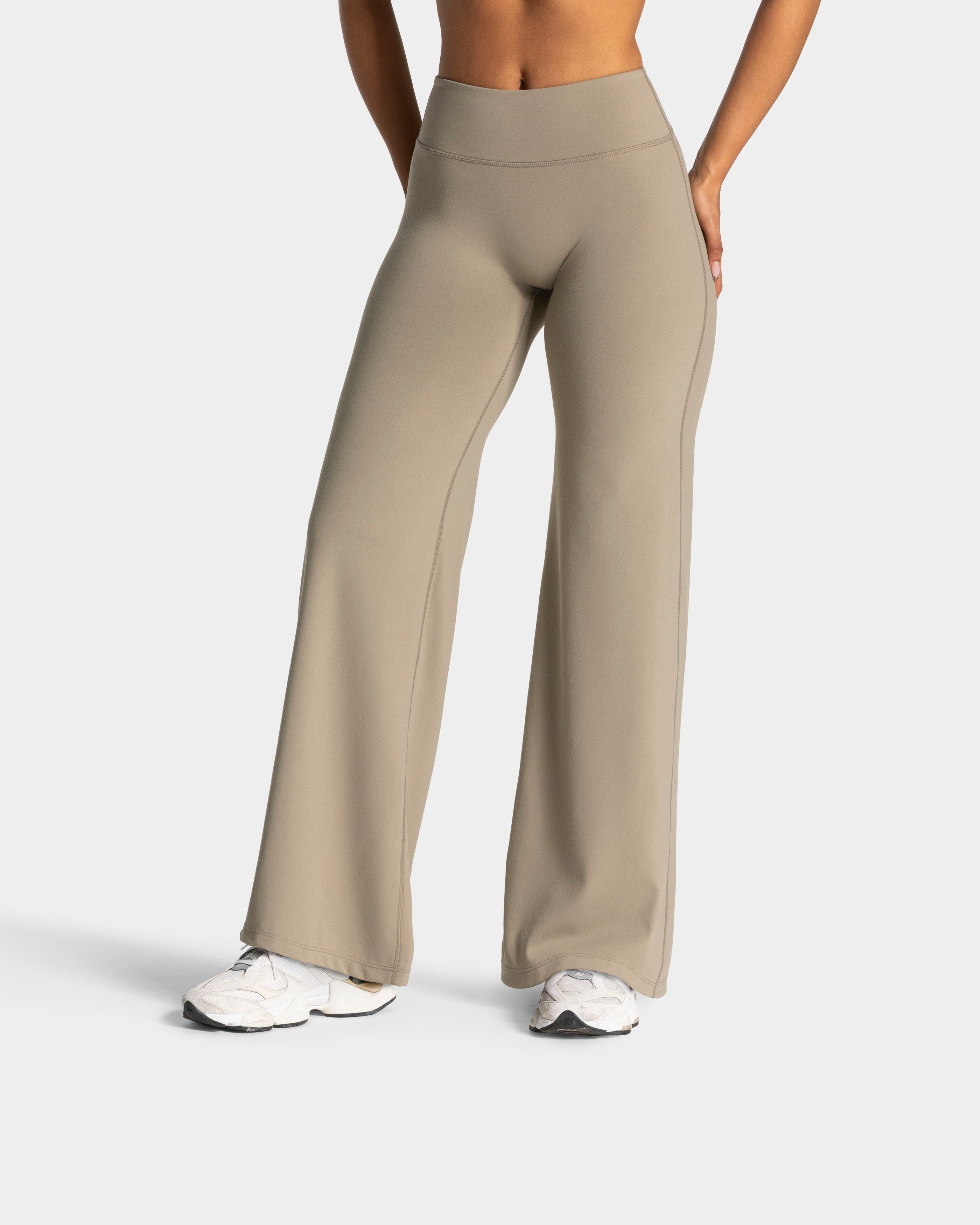 Charming Pro Scrunch Straight Leg Pants "Khaki"