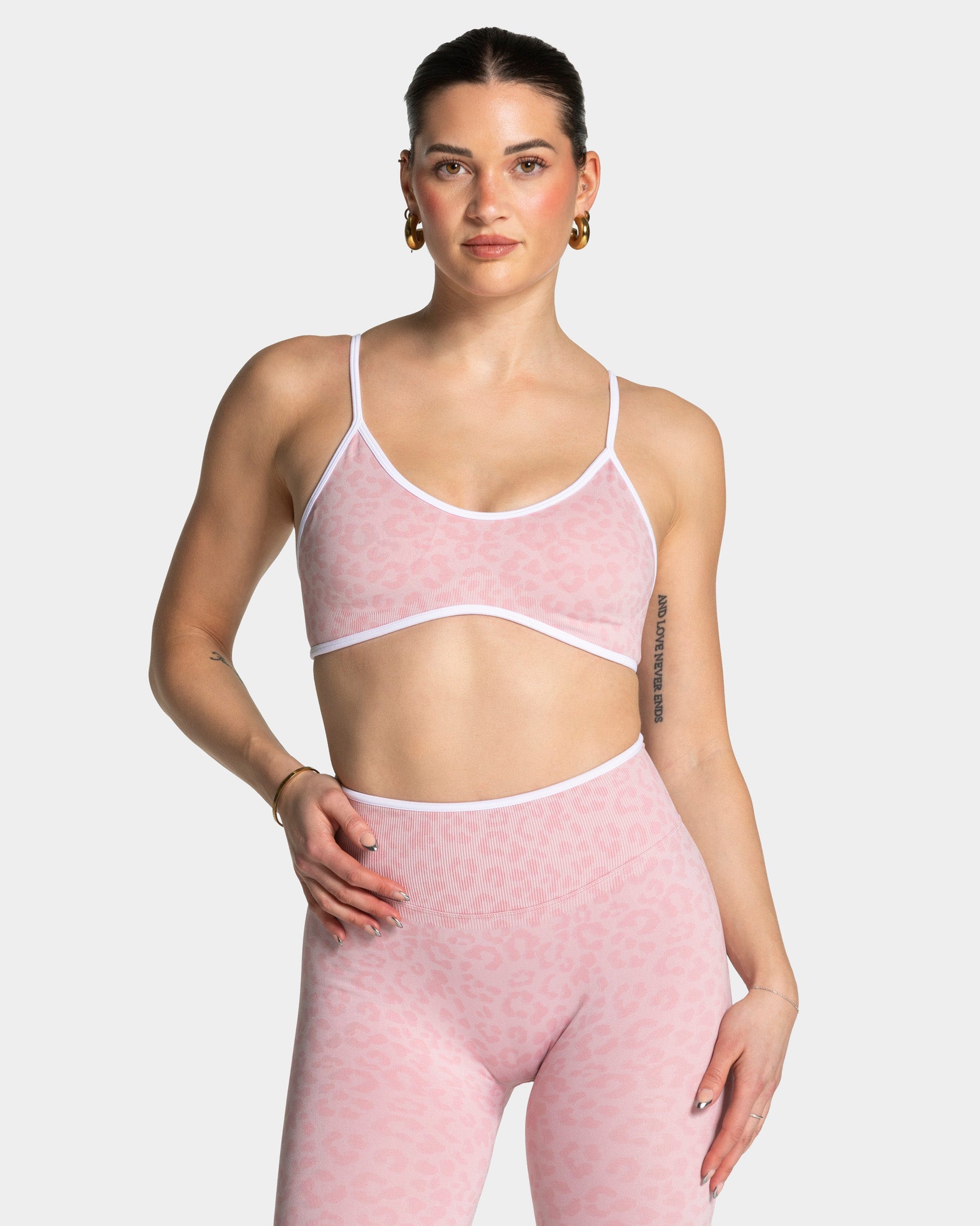 Contrastline Bh "Leo Rosa"