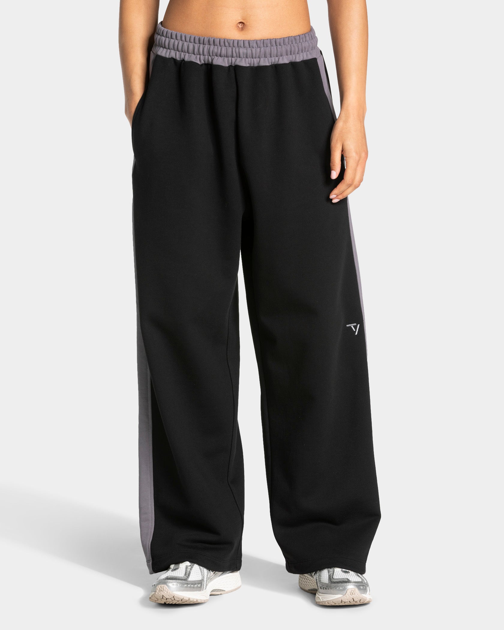 Football Wide Leg Jogger "Schwarz"