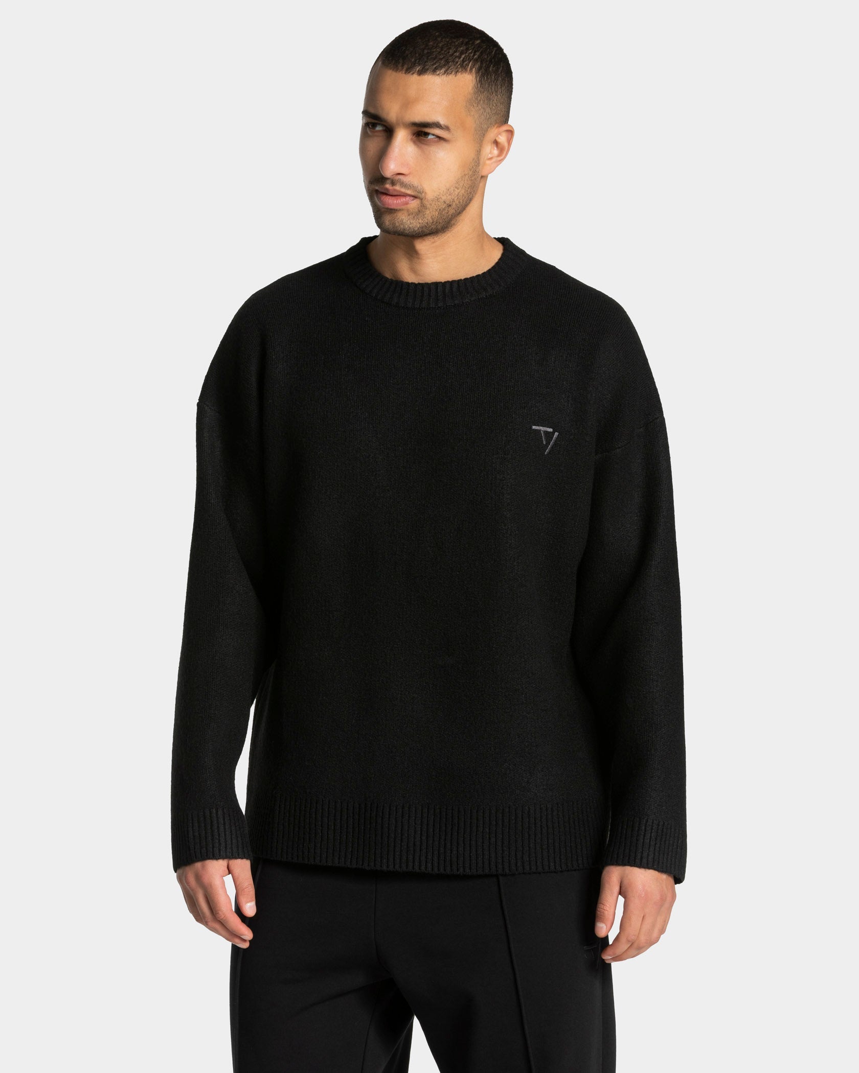 Knit Sweater "Schwarz"