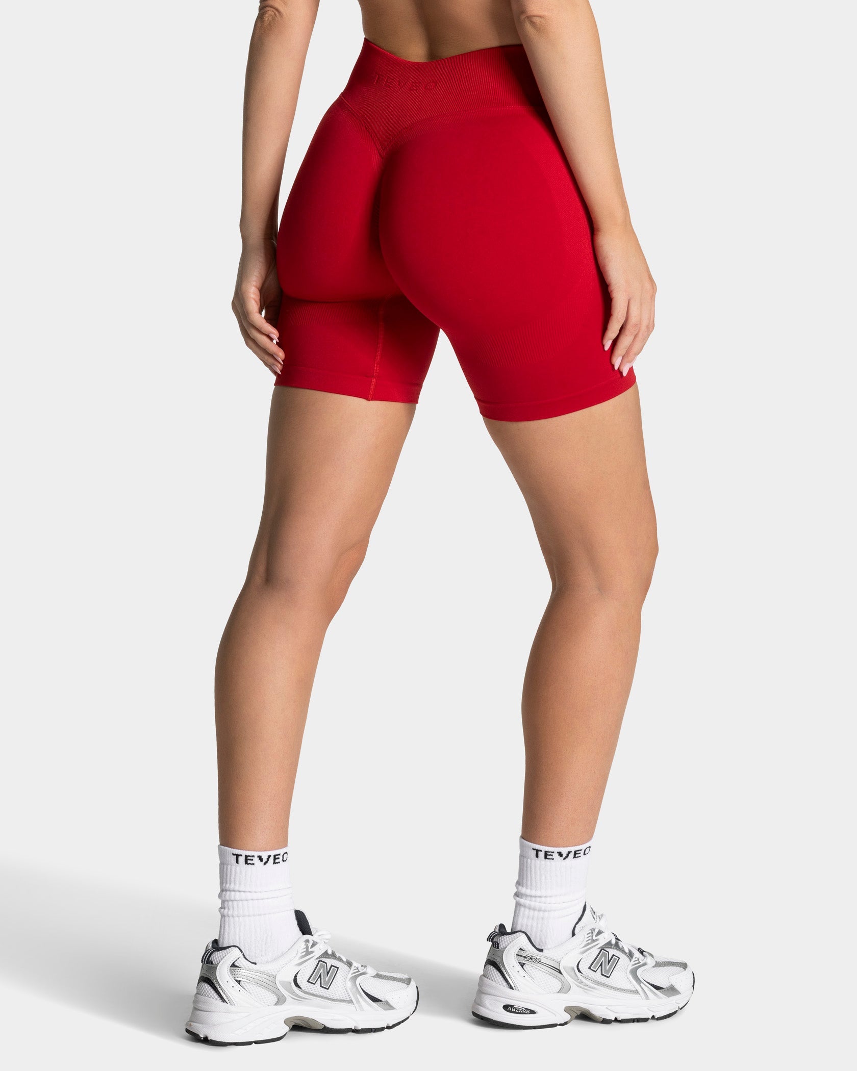 Lift Sculpt Scrunch Shorts "Chili"