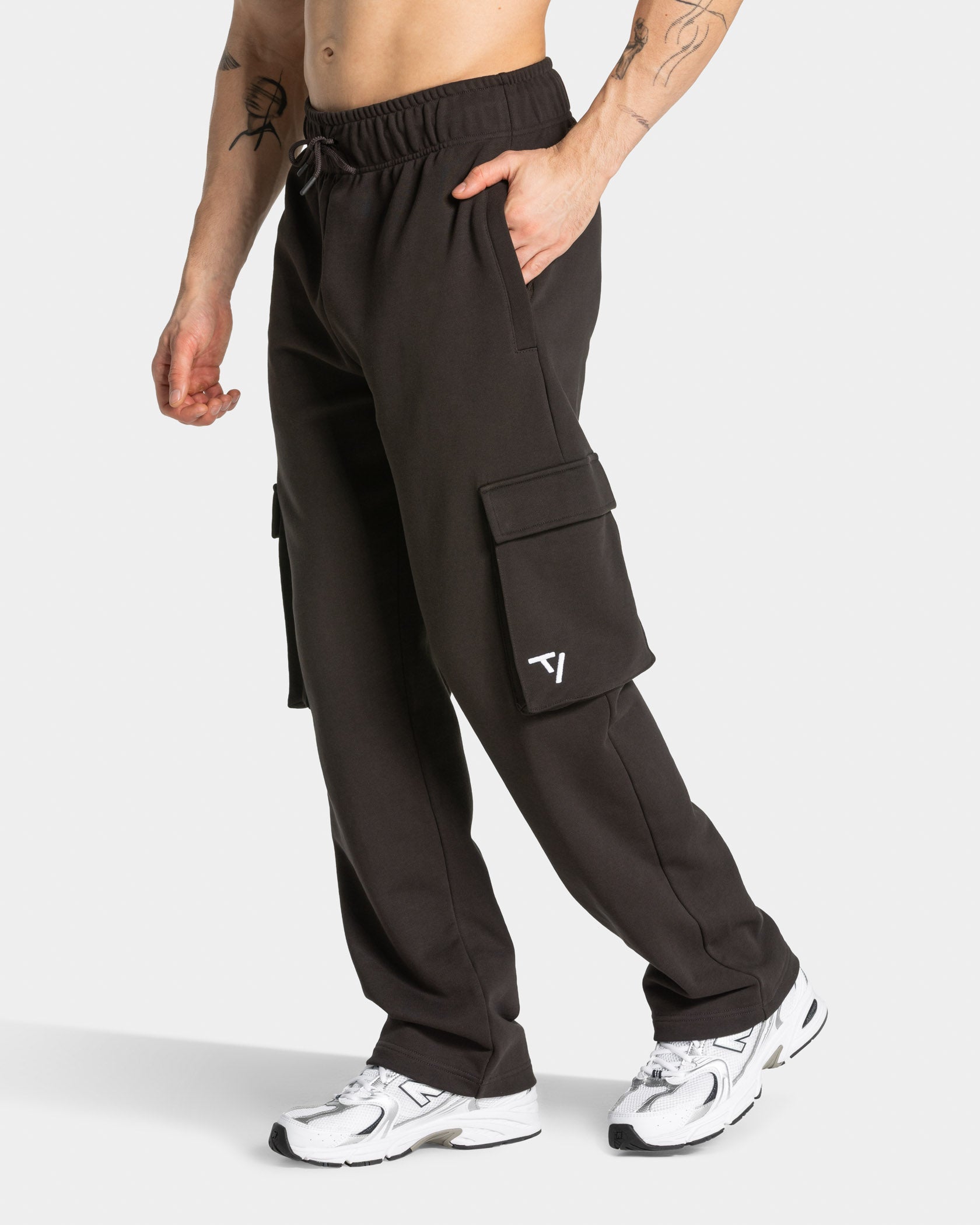 Lift Wide Leg Cargo Jogger "Dark Chocolate"