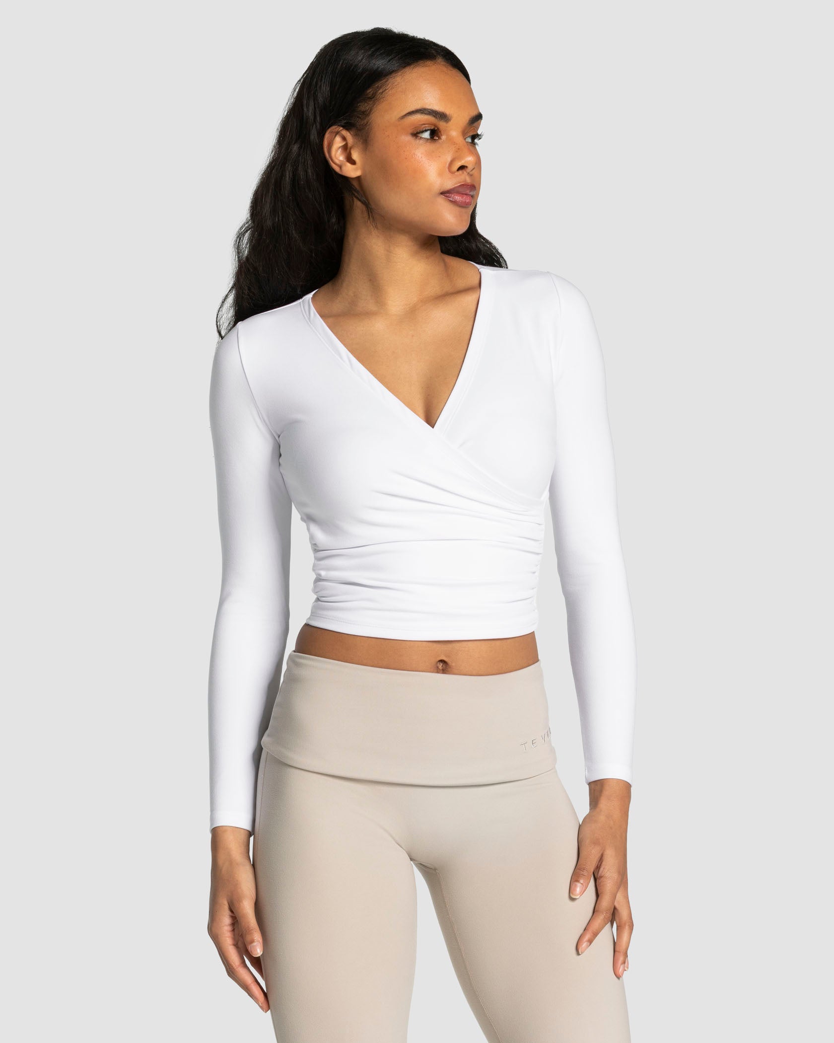 Mellow Gathered Longsleeve "Weiß"