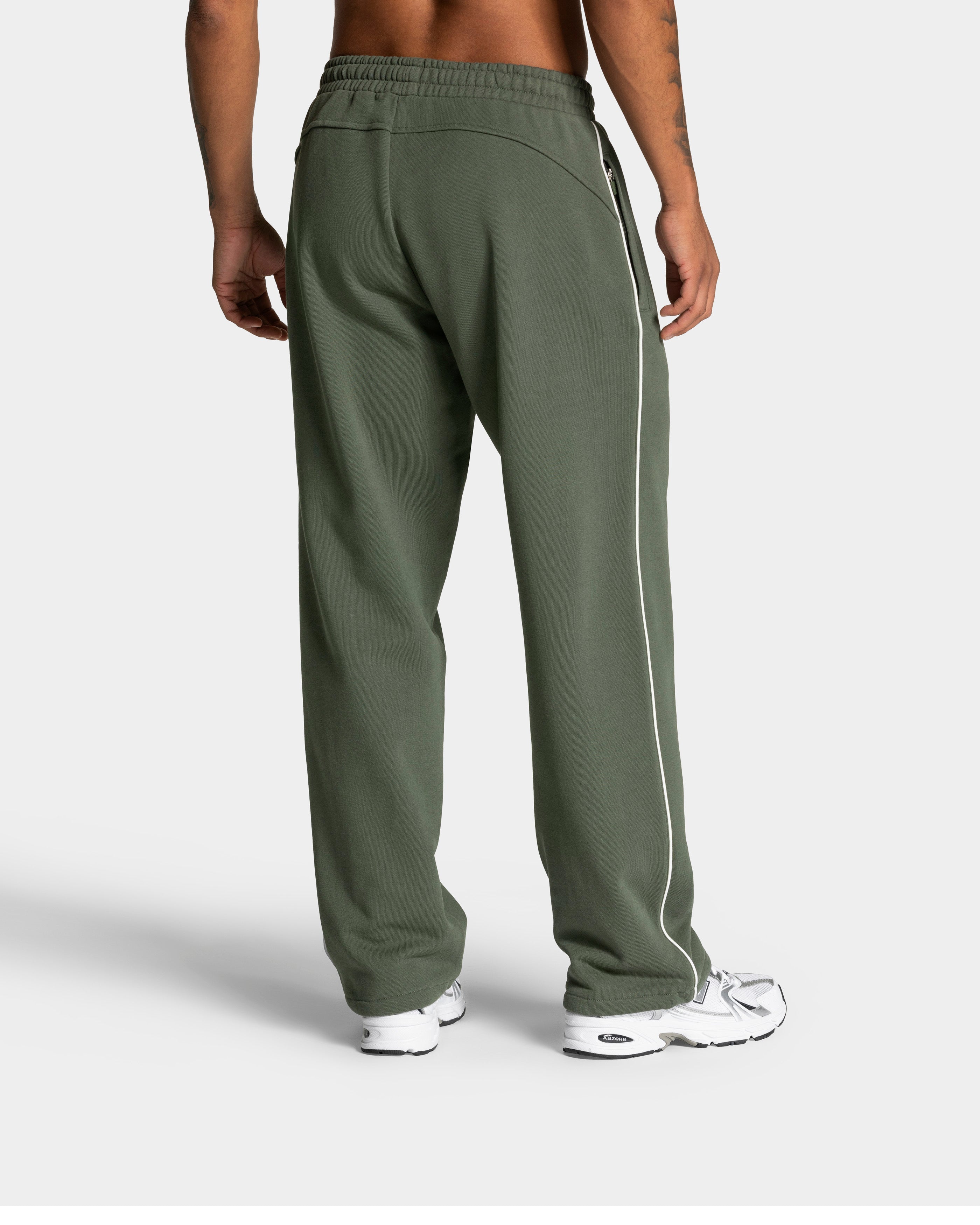 Contrastline Straight Leg Jogger "Khaki"