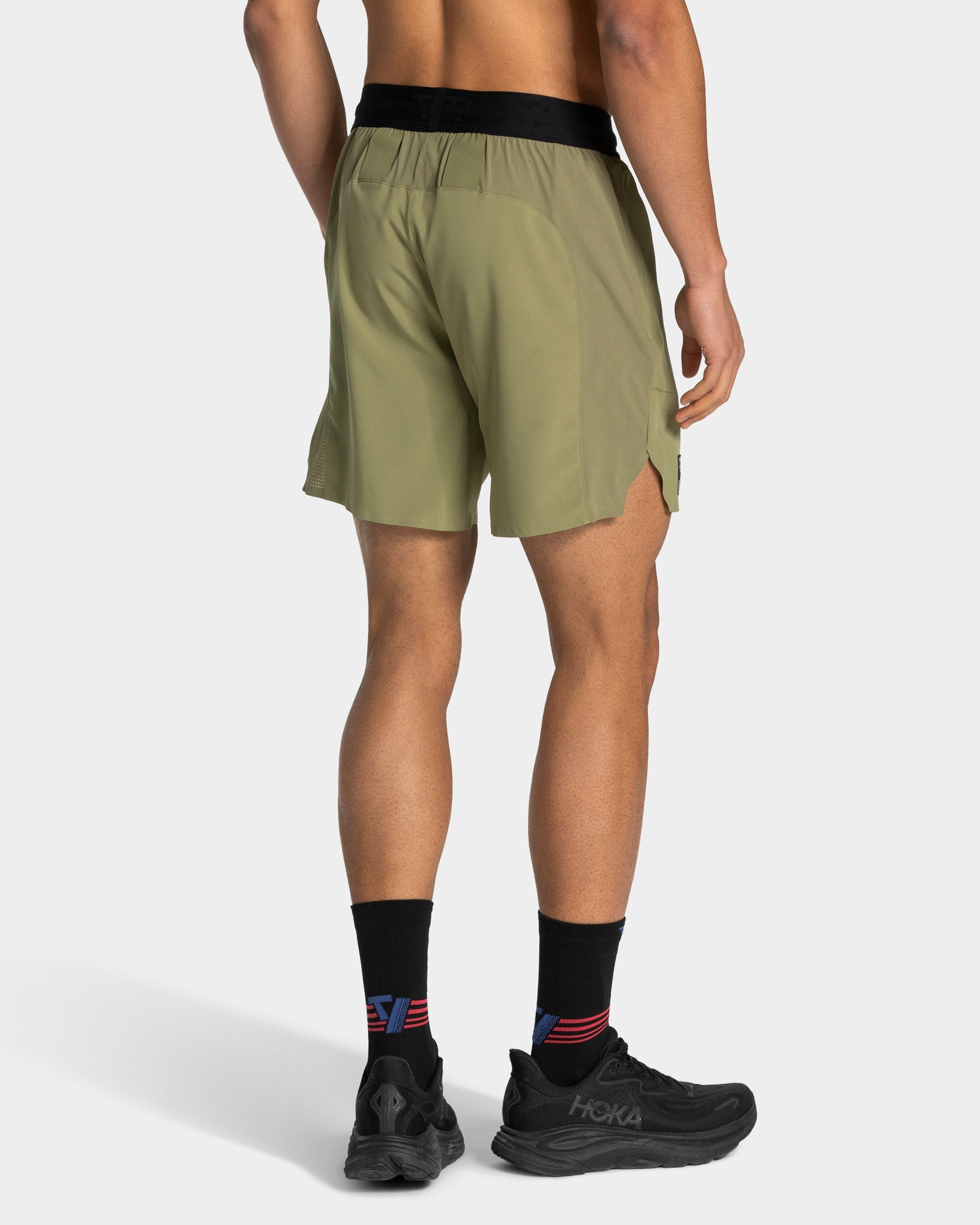 RUN Shorts 7 Inch "Olive"