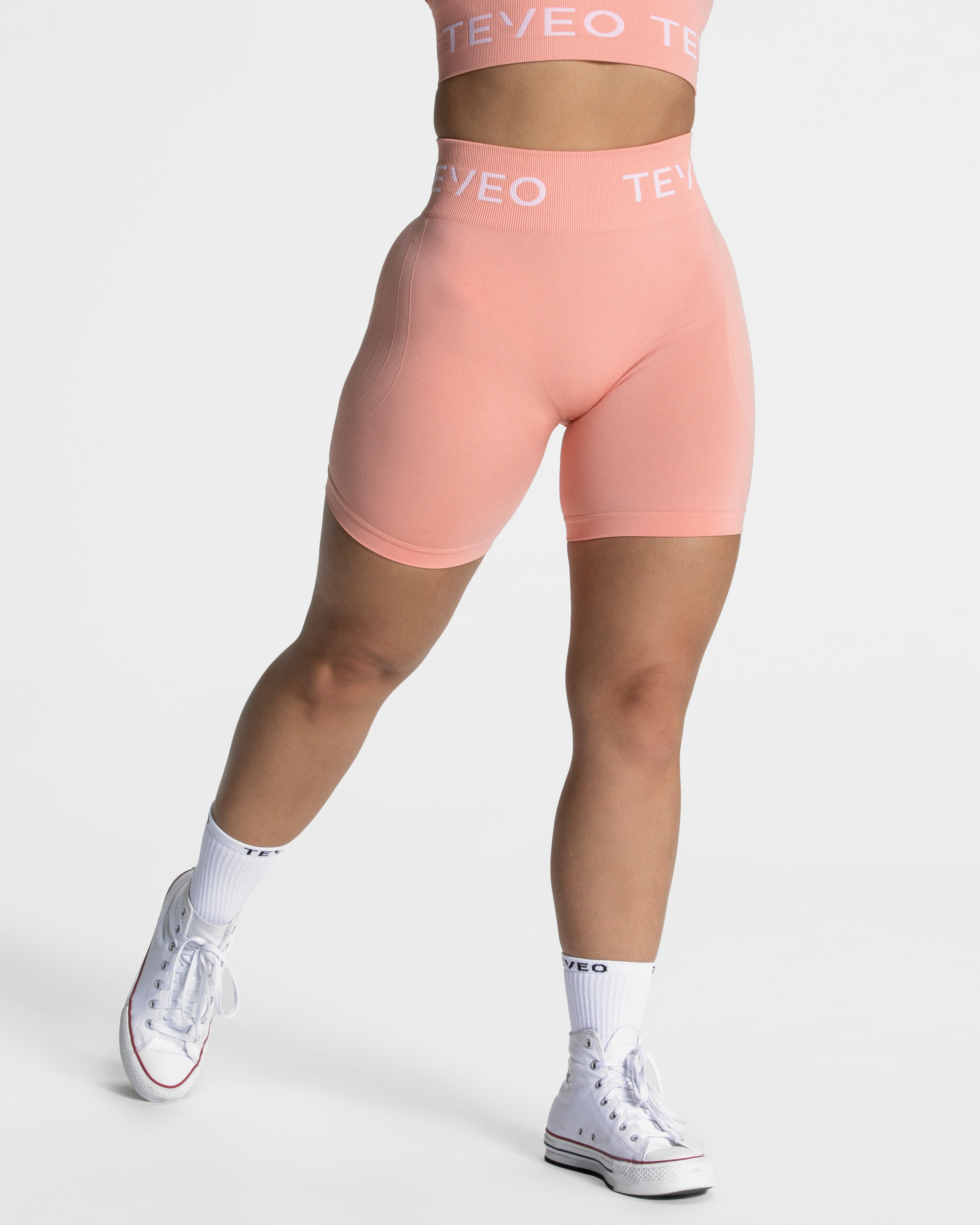 Signature Scrunch Shorts "Peach"