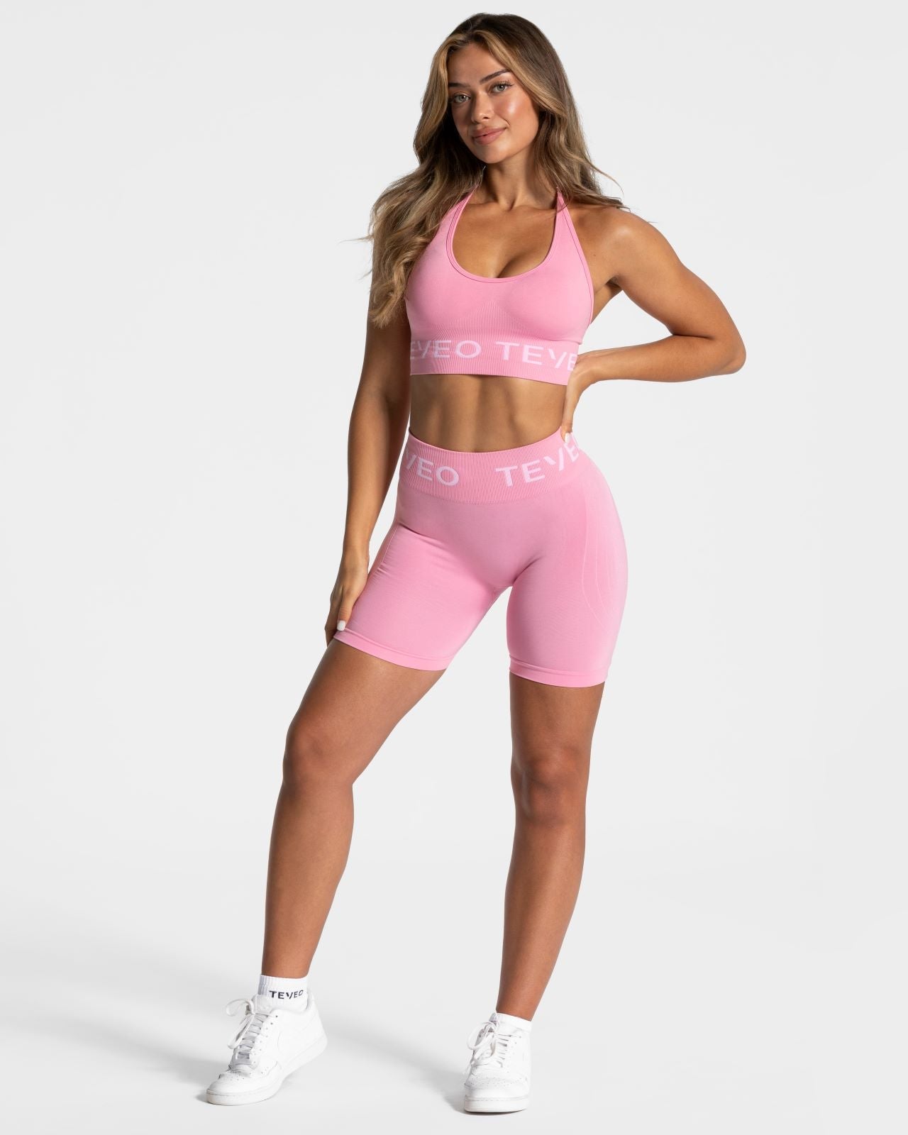Signature Covert Scrunch Shorts "Pink"