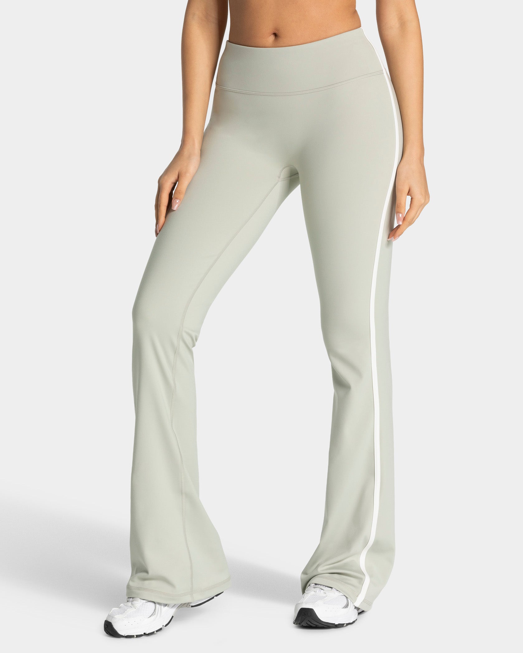 Soft Flared Leggings Regular "Pistachio"