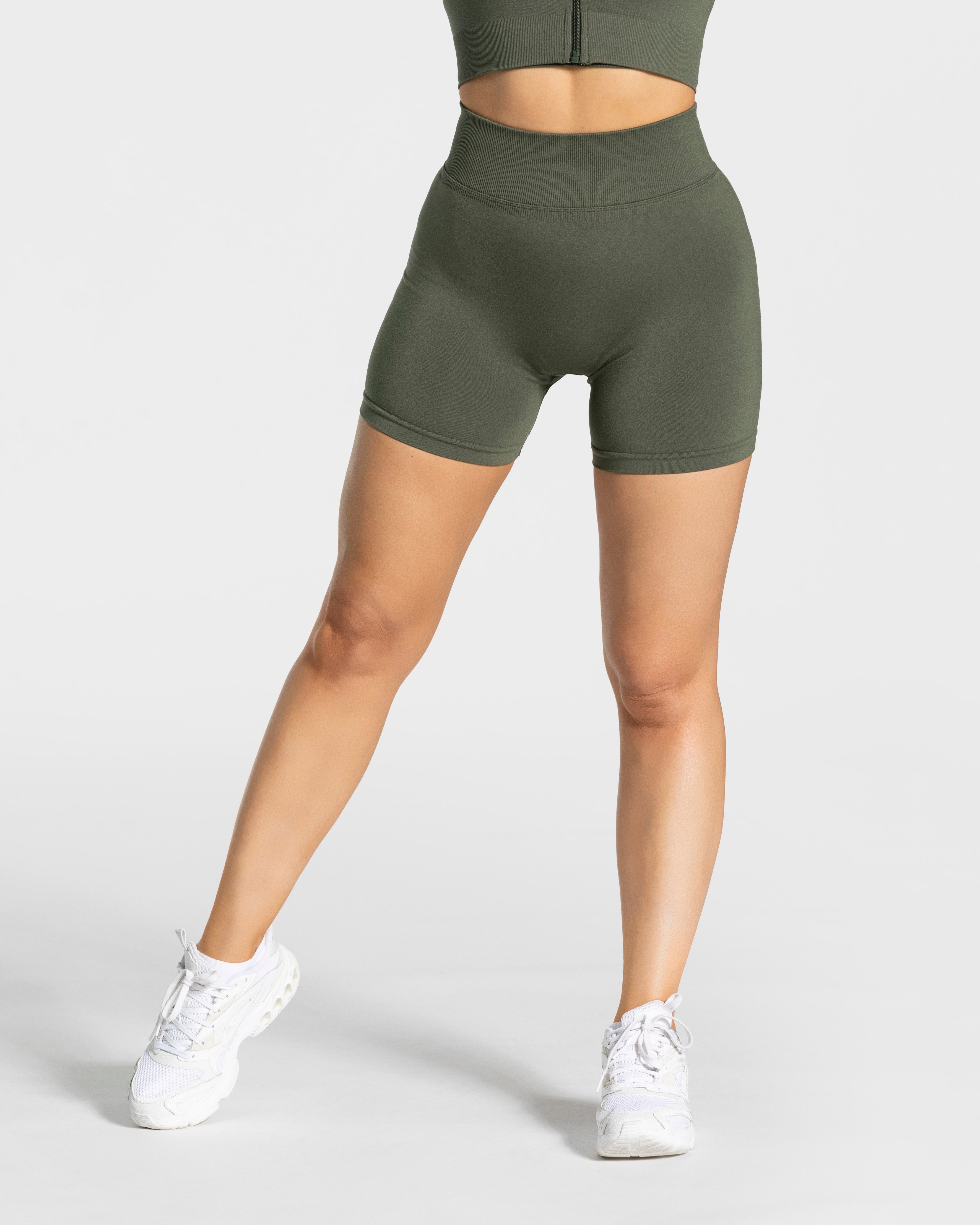 Statement Scrunch Shorts "Khaki"