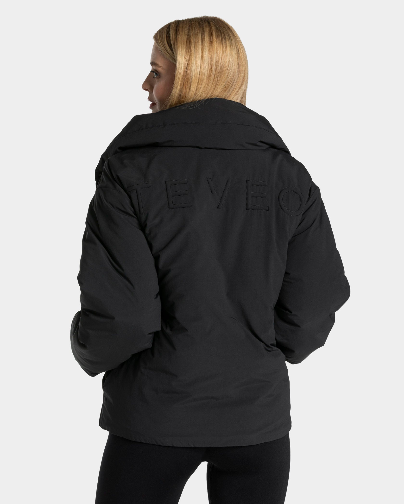 Studio Puffer Jacke "Schwarz"