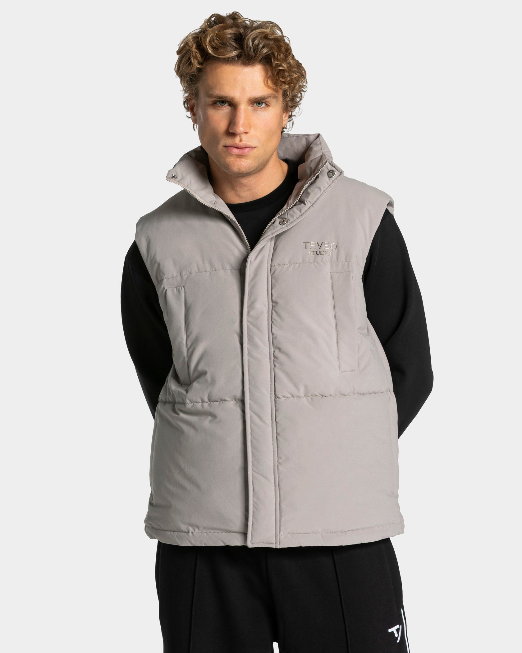 Studio Puffer Weste "Smoke"