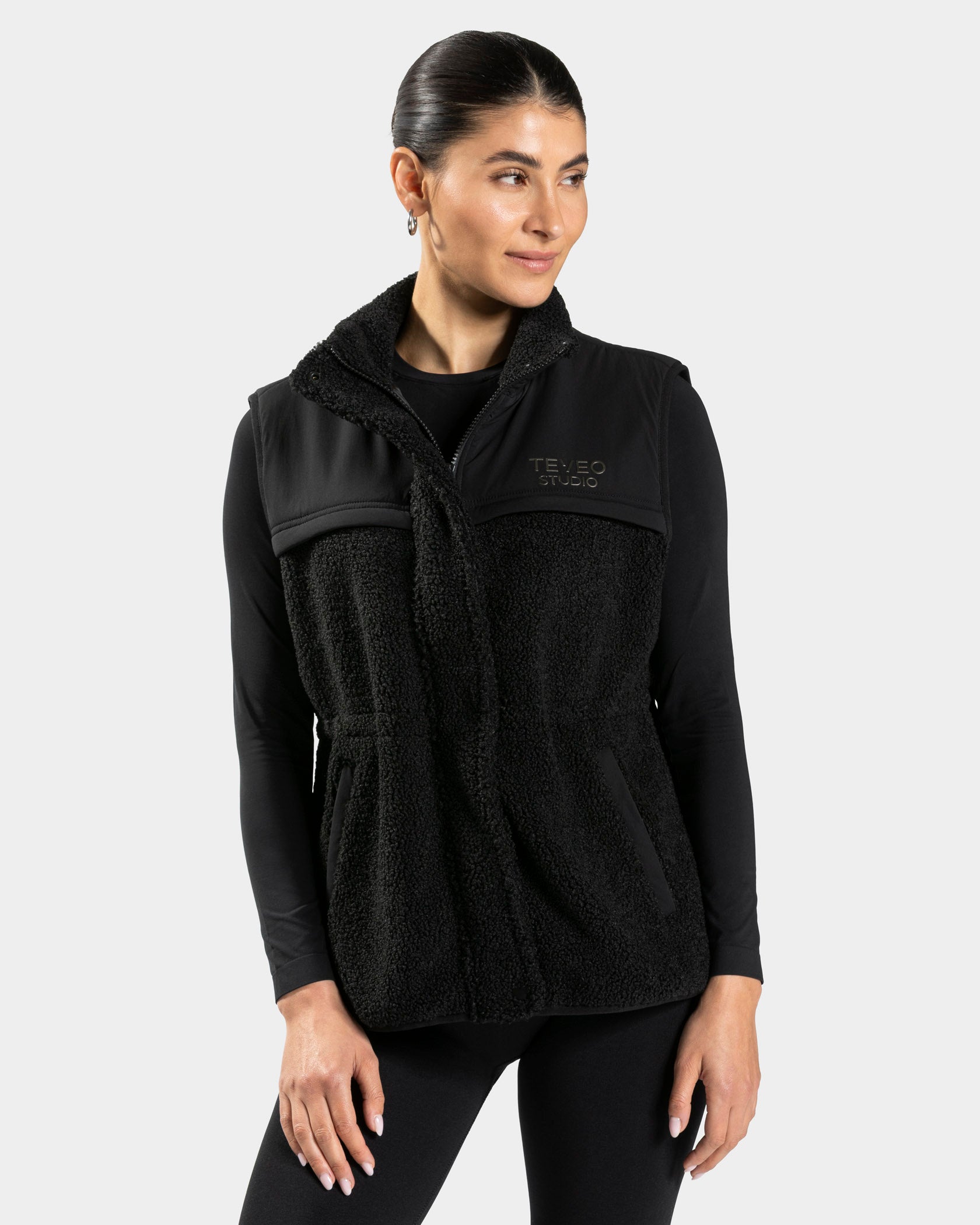 Studio Teddy Weste "Schwarz"