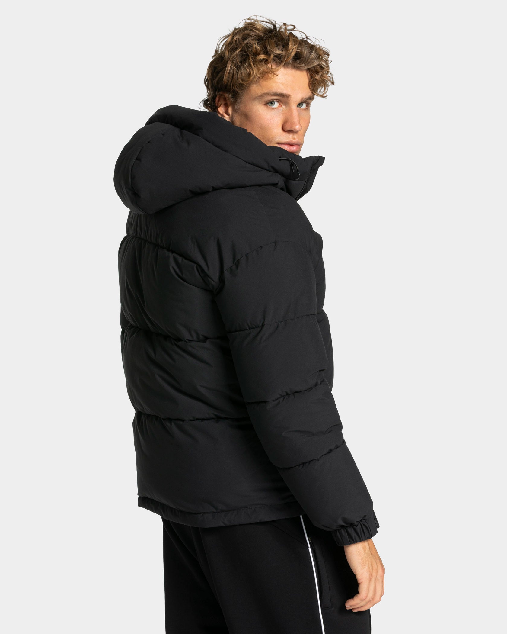 Studio Oversized Jacke "Schwarz"