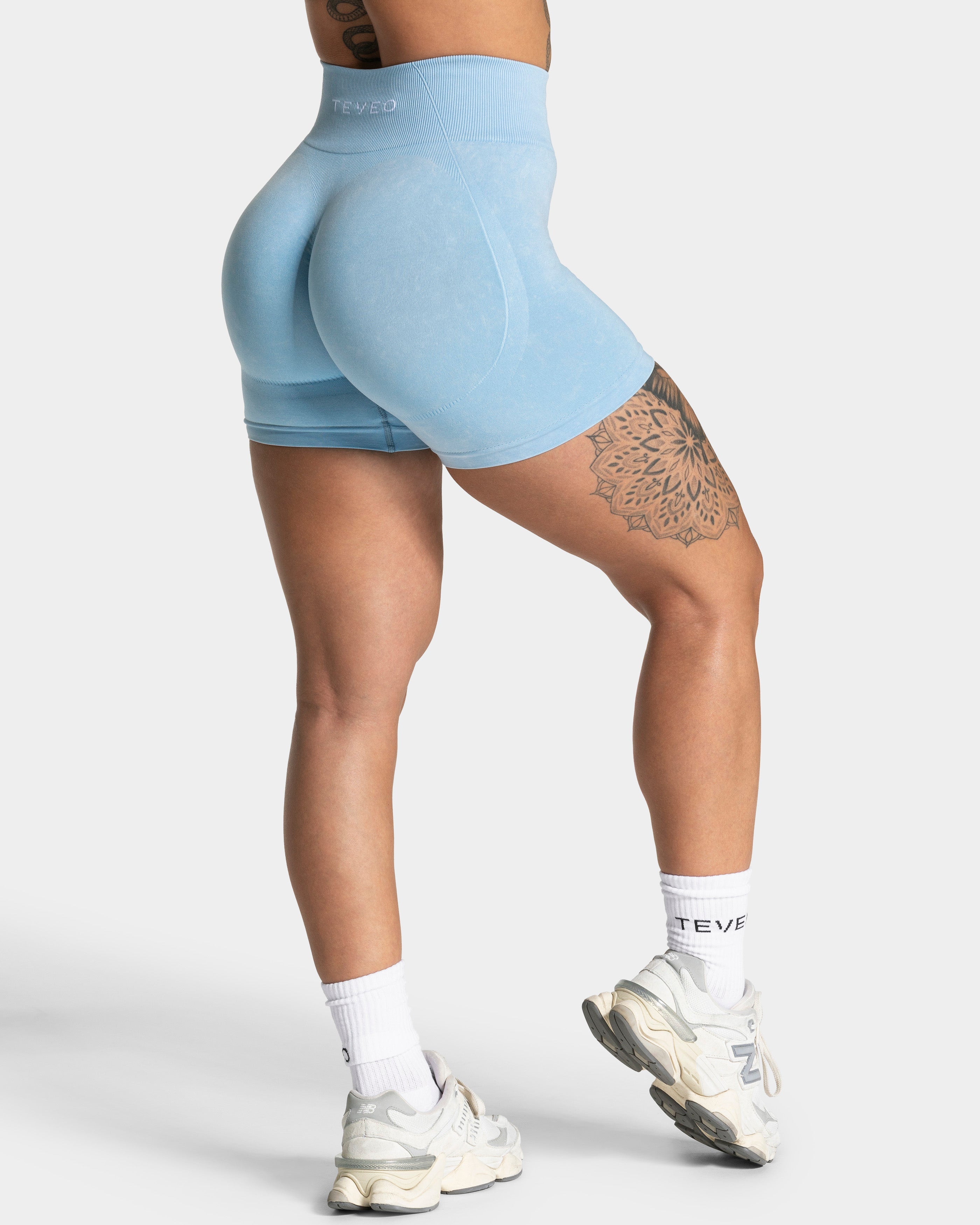 Acid Covert Scrunch Shorts  "Babyblau"