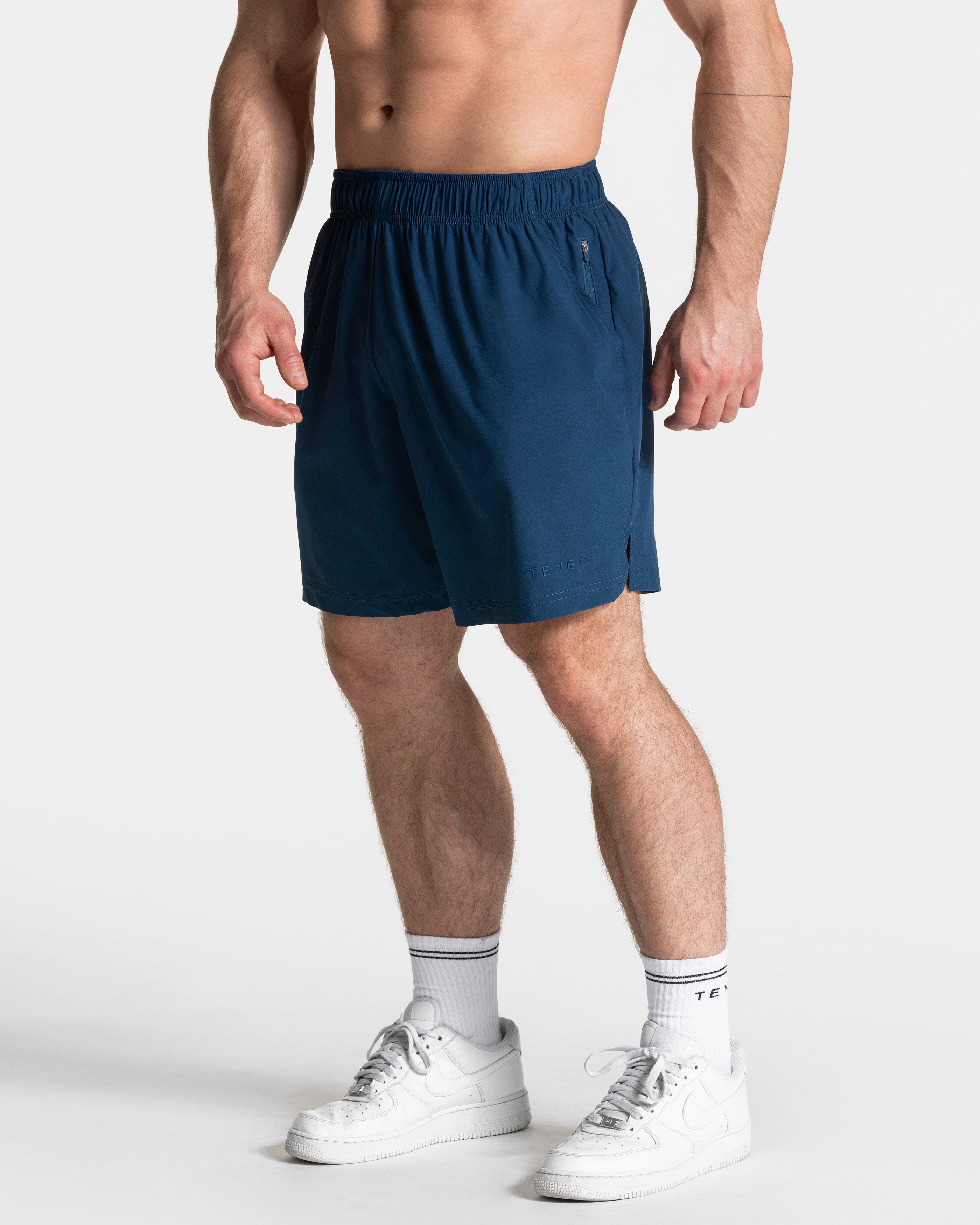 Pace Shorts 7 Inch "Navy"
