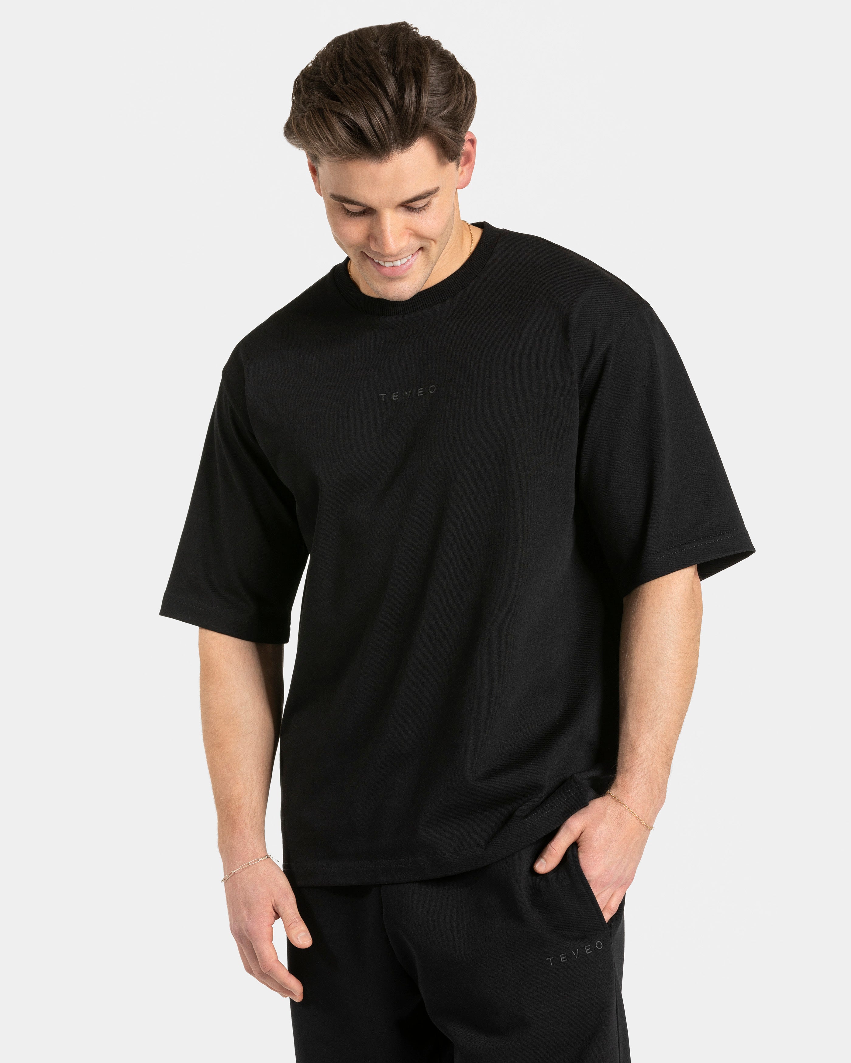RI’VAIV Oversized T-Shirt "Schwarz"