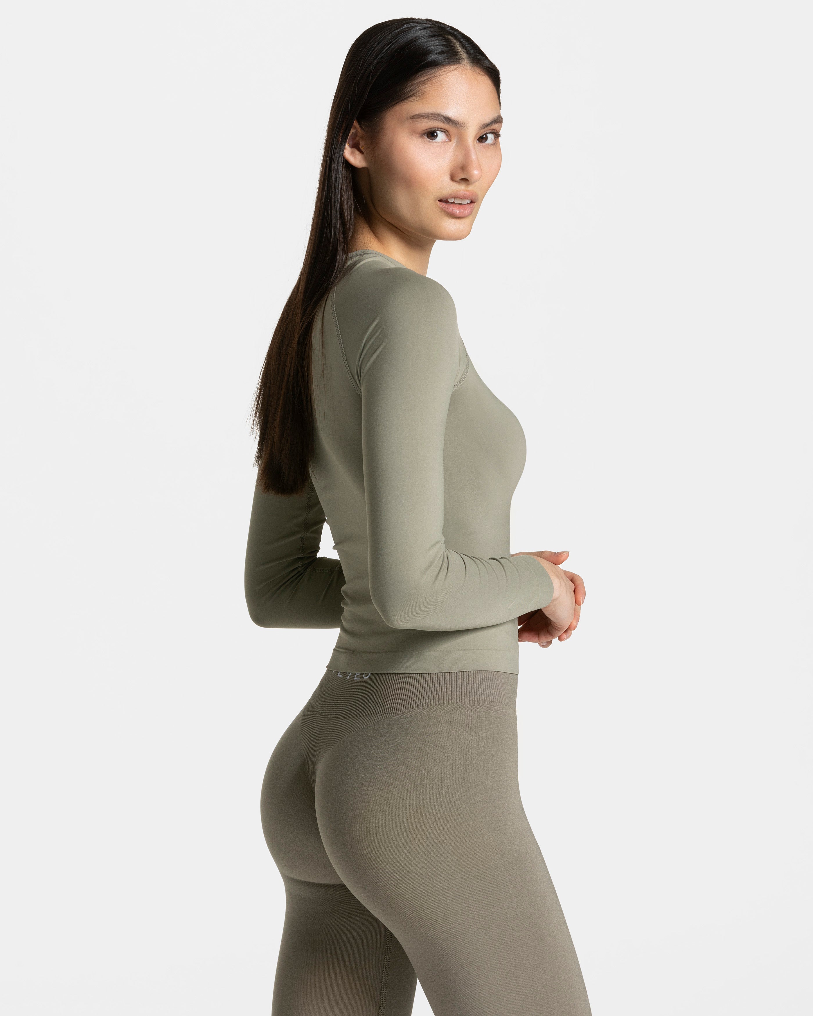 Timeless Pro Longsleeve  "Khaki"