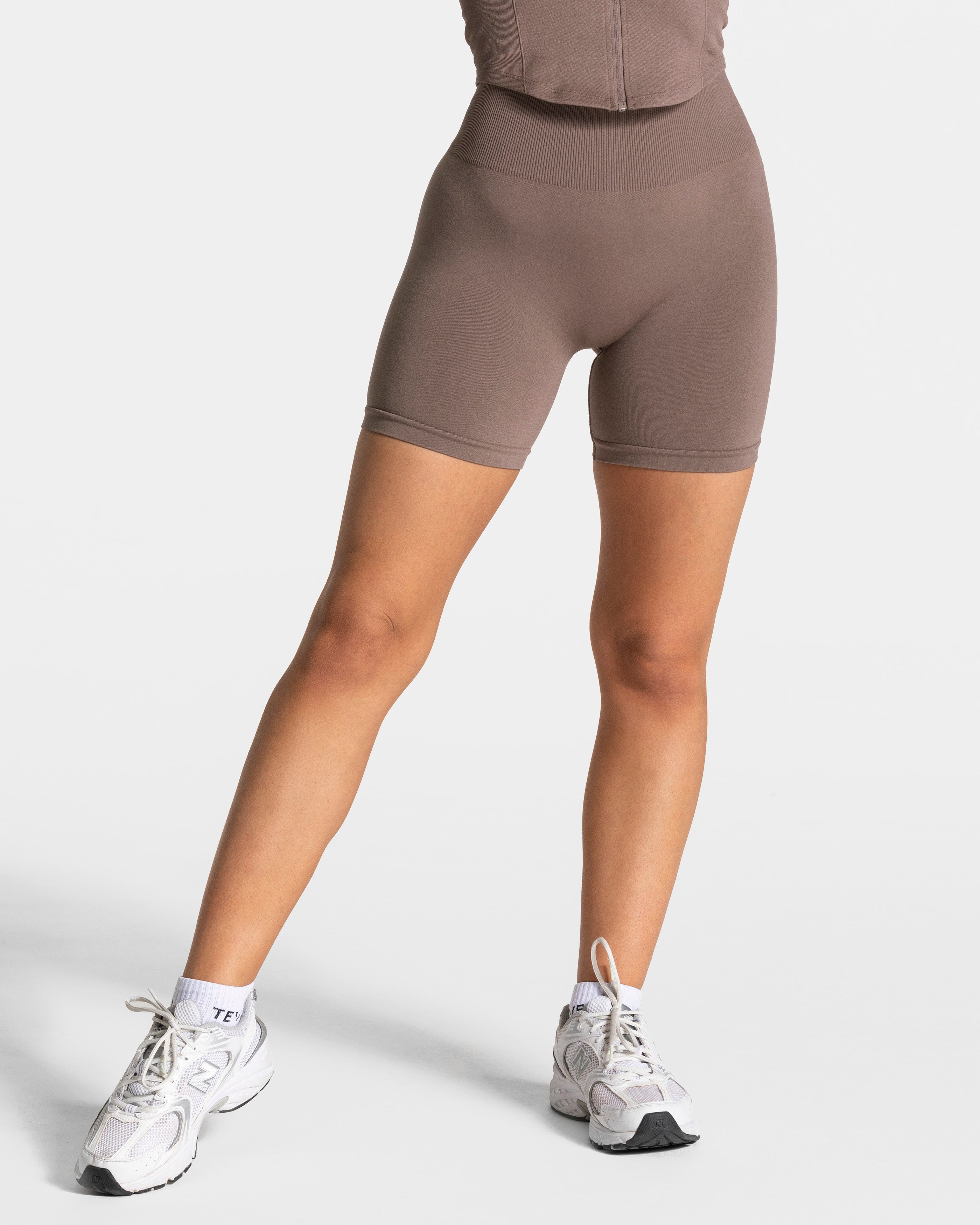 Timeless Pro Shorts  "Mokka"