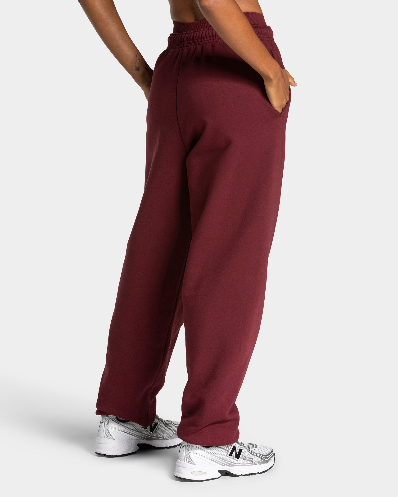 Timeless Pro Jogger ''Weinrot''