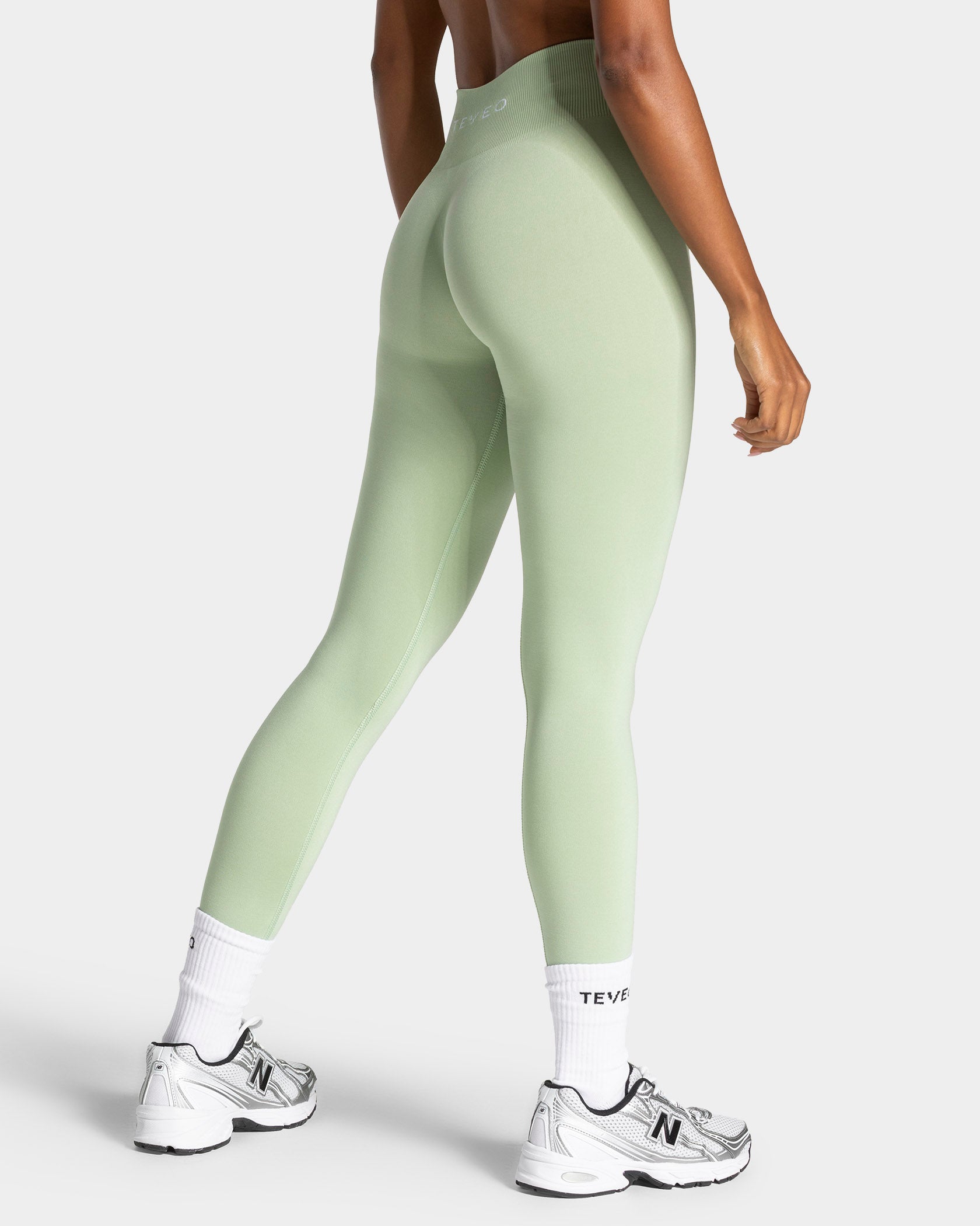 Timeless Pro Leggings "Ice Matcha"