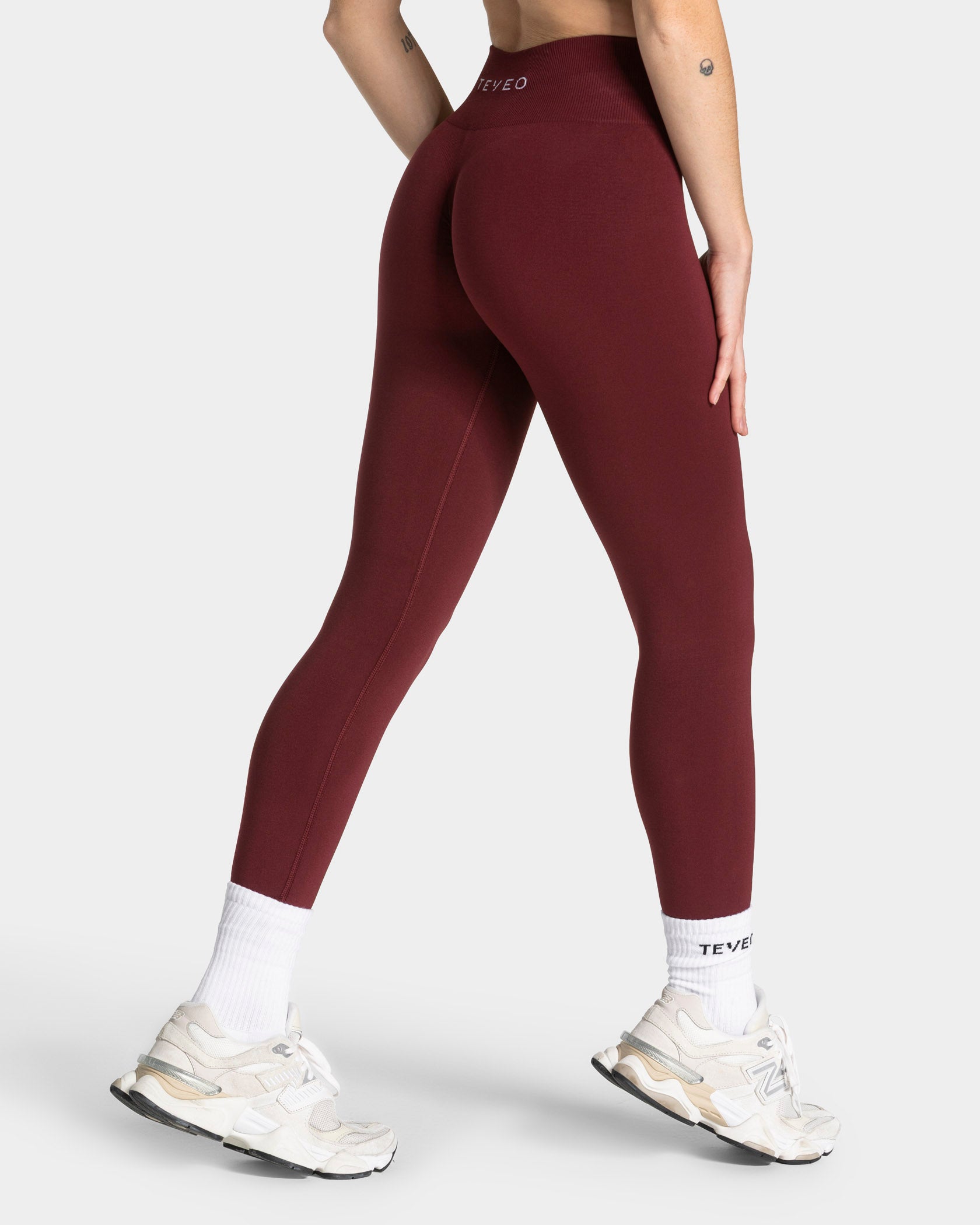 Timeless Pro Covert Scrunch Leggings "Weinrot"